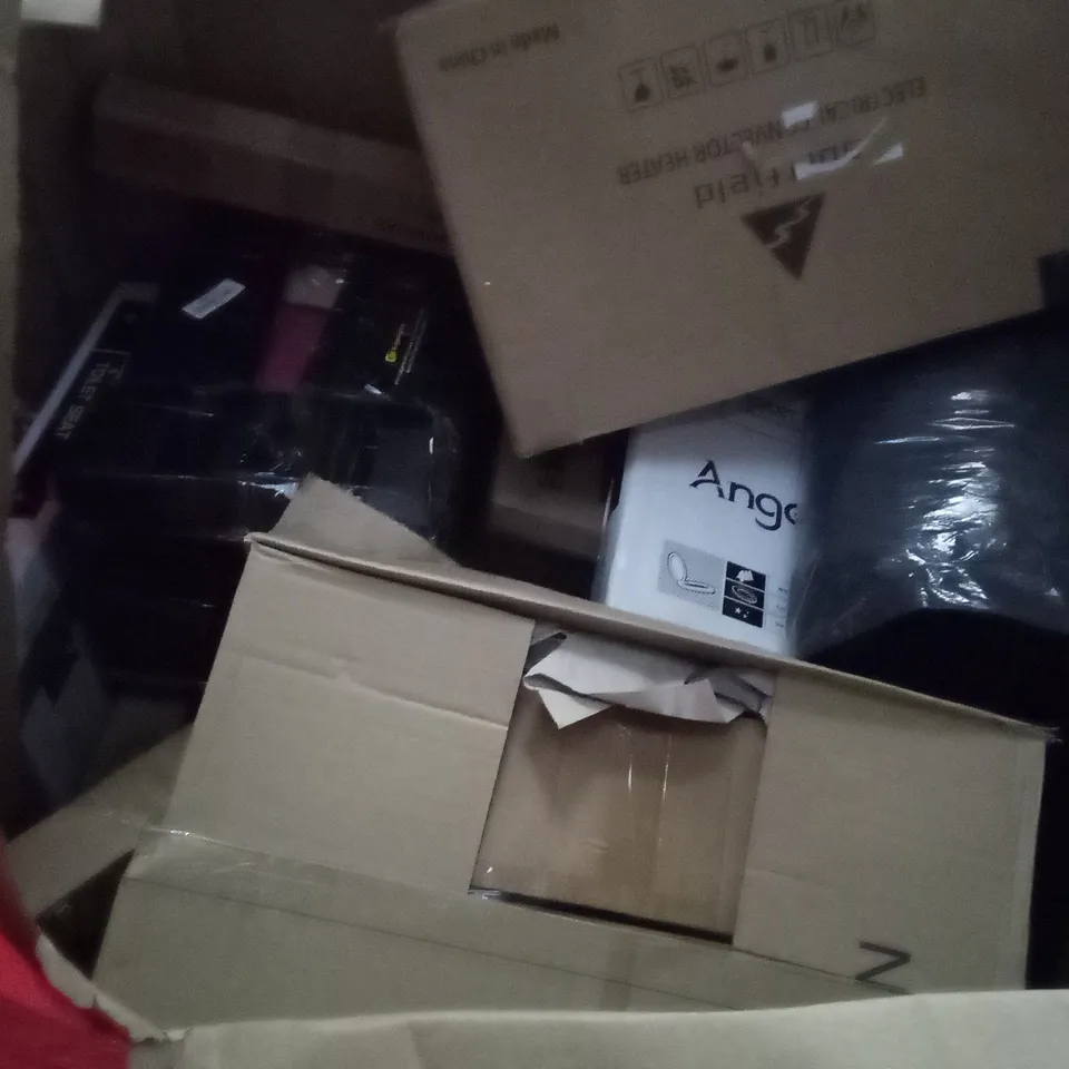 PALLET OF ASSORTED ITEMS INCLUDING ELECTRICAL CONVECTOR HEATER, AIR COOLER, ANGELSHIELD TOILET SEAT, RETRACTABLE SAFETY GATE, STOREMIC TOILET SEAT