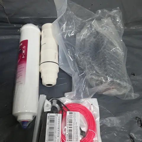 APPROXIMATELY 10 ASSORTED HOUSEHOLD ITEMS TOO INCLUDE, WIRE , GROOM PACKS , ETC