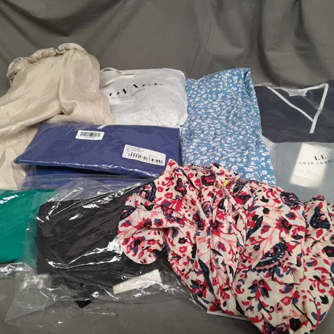 LARGE QAUNTIITY OF ASSORTED CLOTHES IN VARIOUS COLORS AND SIZES TO INCUDED DRESSES, T-SHIRTS , TROUSERS