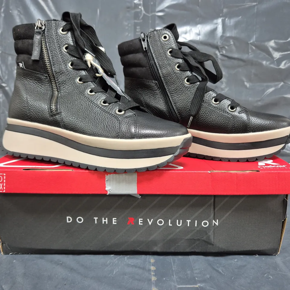 BOXED PAIR OF RIEKER HIGH TOP TRAINERS IN BLACK SIZE 3.5