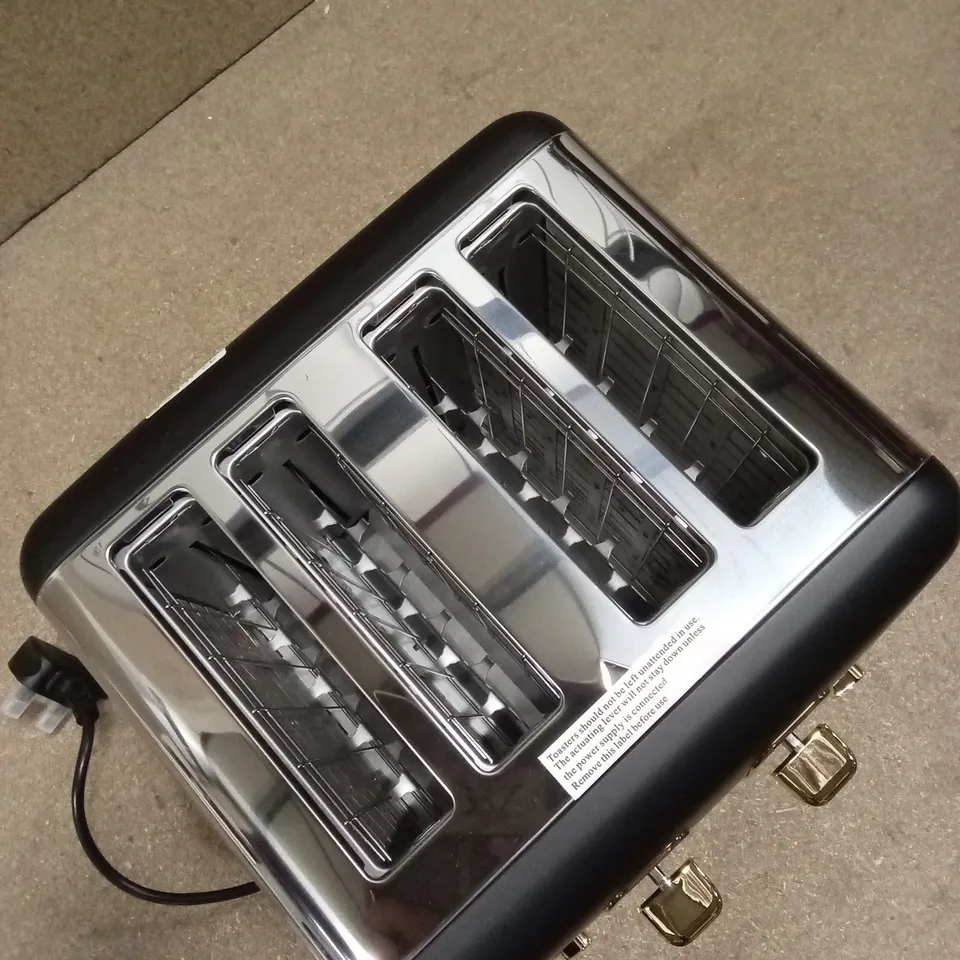 BOXED MORPHY RICHARDS 4-SLICE TOASTER - ACCENTS BLACK
