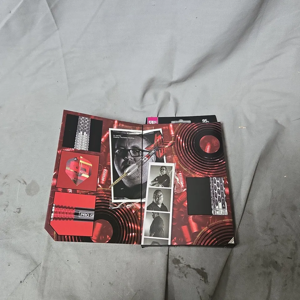 TARGET STEPHEN BUNTING GENERATION  DARTS PROMOTIONAL BOOKLET SET