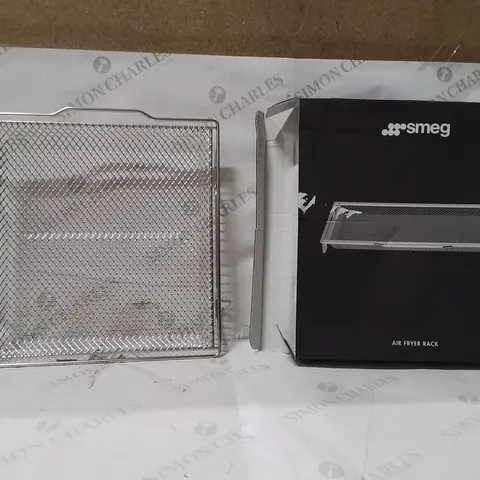 BOXED SMEG AIR FRYER RACK