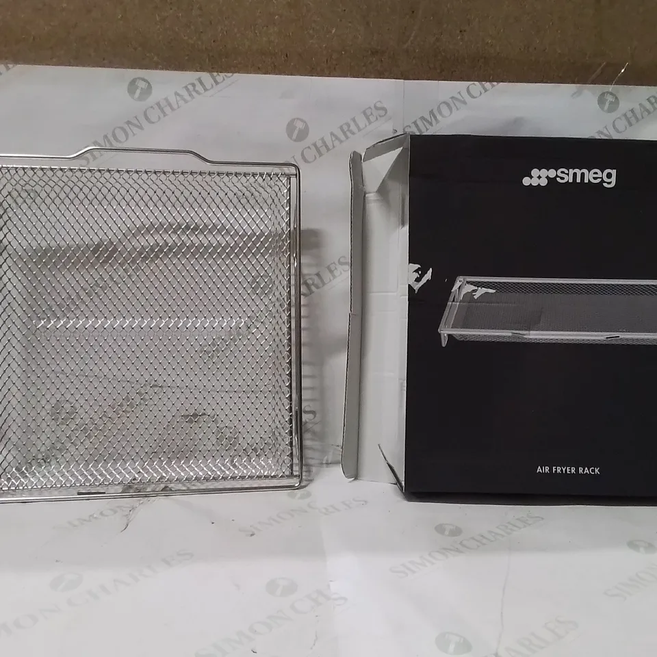 BOXED SMEG AIR FRYER RACK