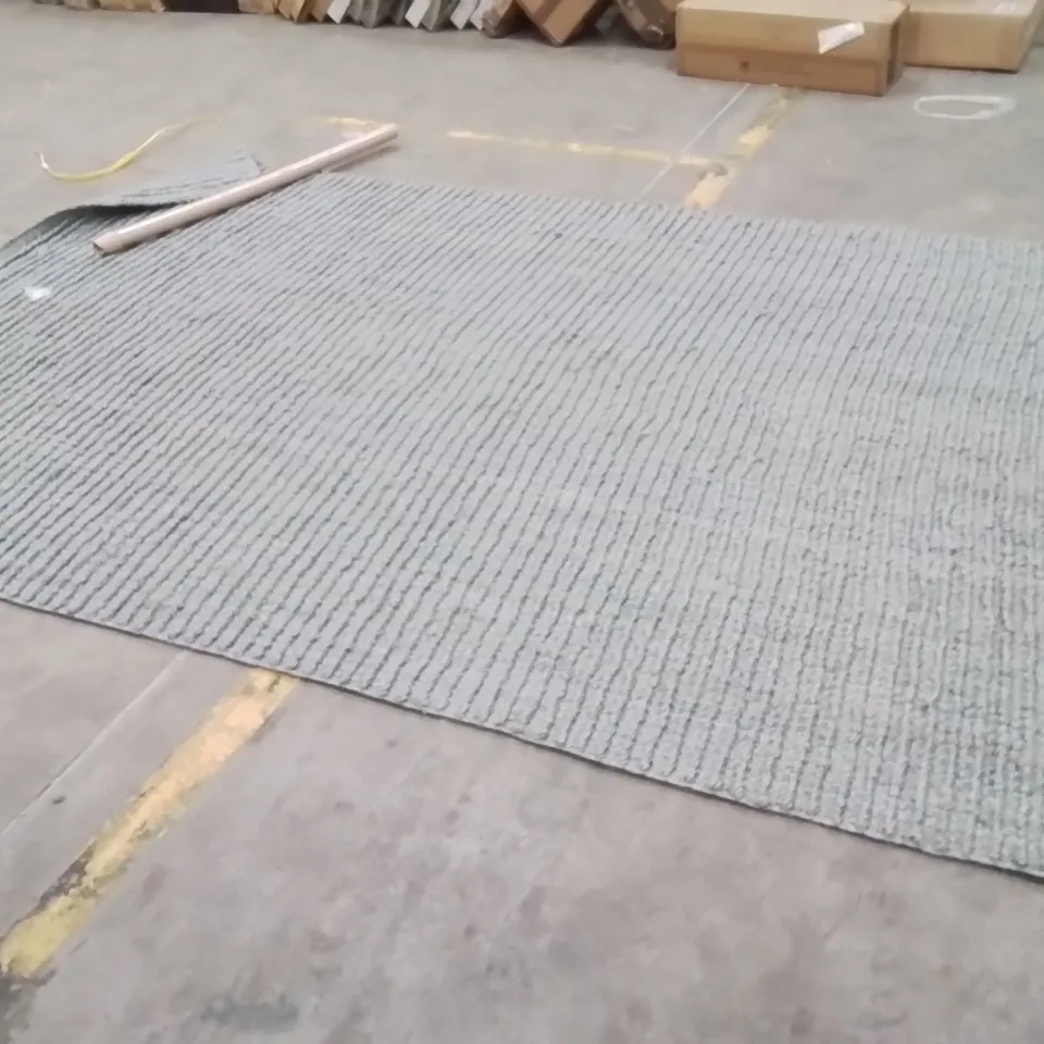 QUALITY DESIGNER AREA RUG - APPROXIMATELY 220X180CM