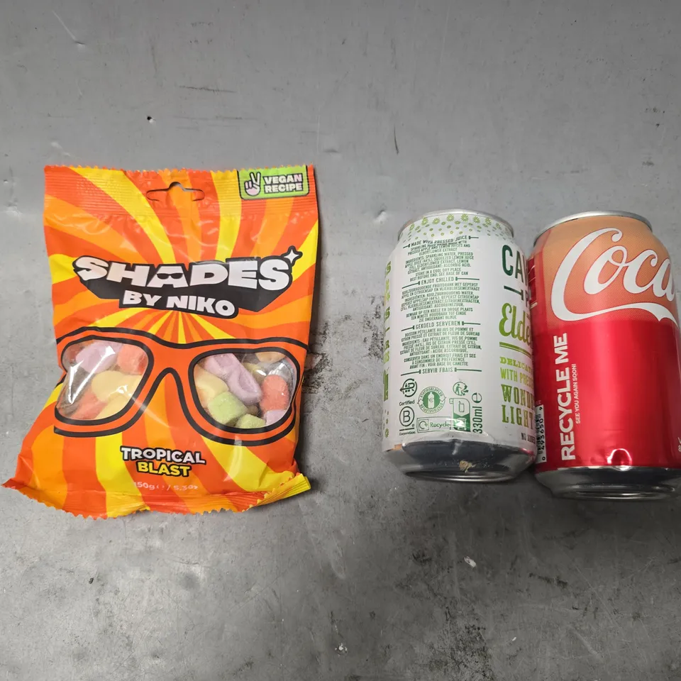 APPROXIMATELY 8 ASSORTED FOOD & DRINK ITEMS TO INCLUDE - COCA COLA VANILLA , CAWSTON PRESS ELDERFLOWER ETC
