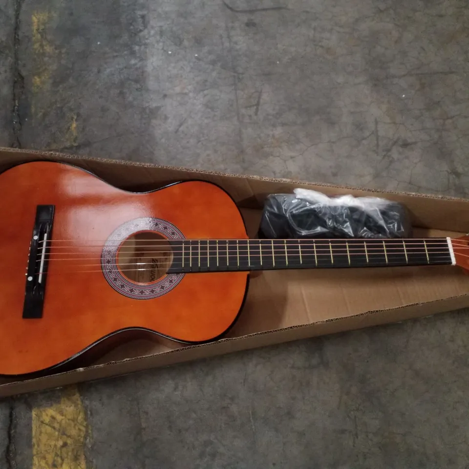 BOXED DAWOO 3/4 SIZE 36 INCH CLASSIC ACOUSTIC GUITAR - BROWN