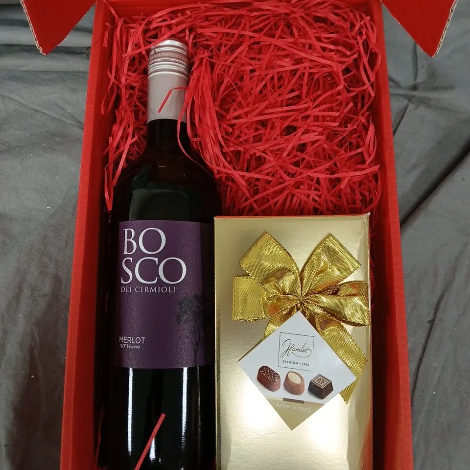 CHRISTMAS RED WINE AND BELGIAN CHOCOLATES HAMPER