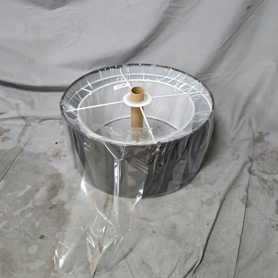 GIGGI 2 TIER FABRIC LAMP SHADE BLACK/WHITE BOXED 30 X 30 X 24