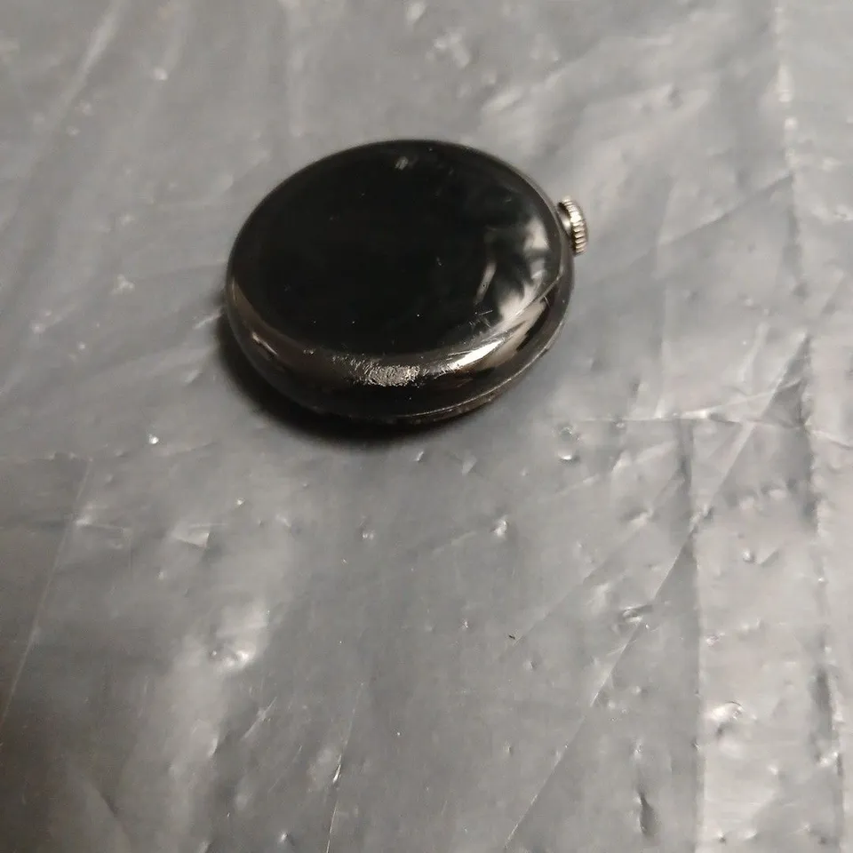 google pixel smartwatch - no strap