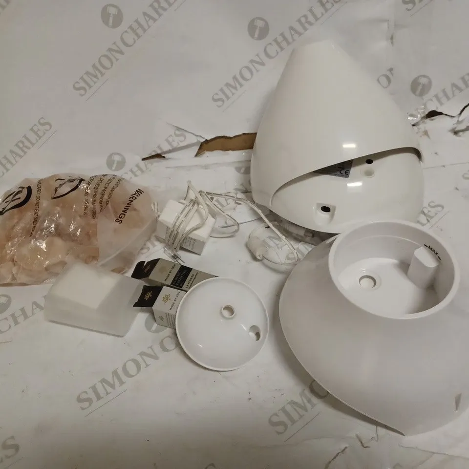 AROMA DIFFUSER WITH ESSENTIAL OILS