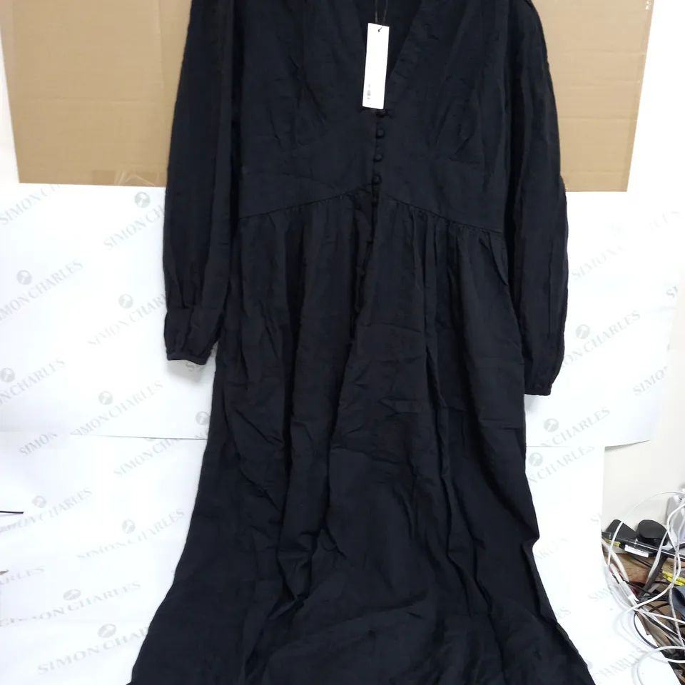 NOBODYS CHILD STARLIGHT LONG SLEEVE MIDAXI DRESS IN BLACK - UK 12