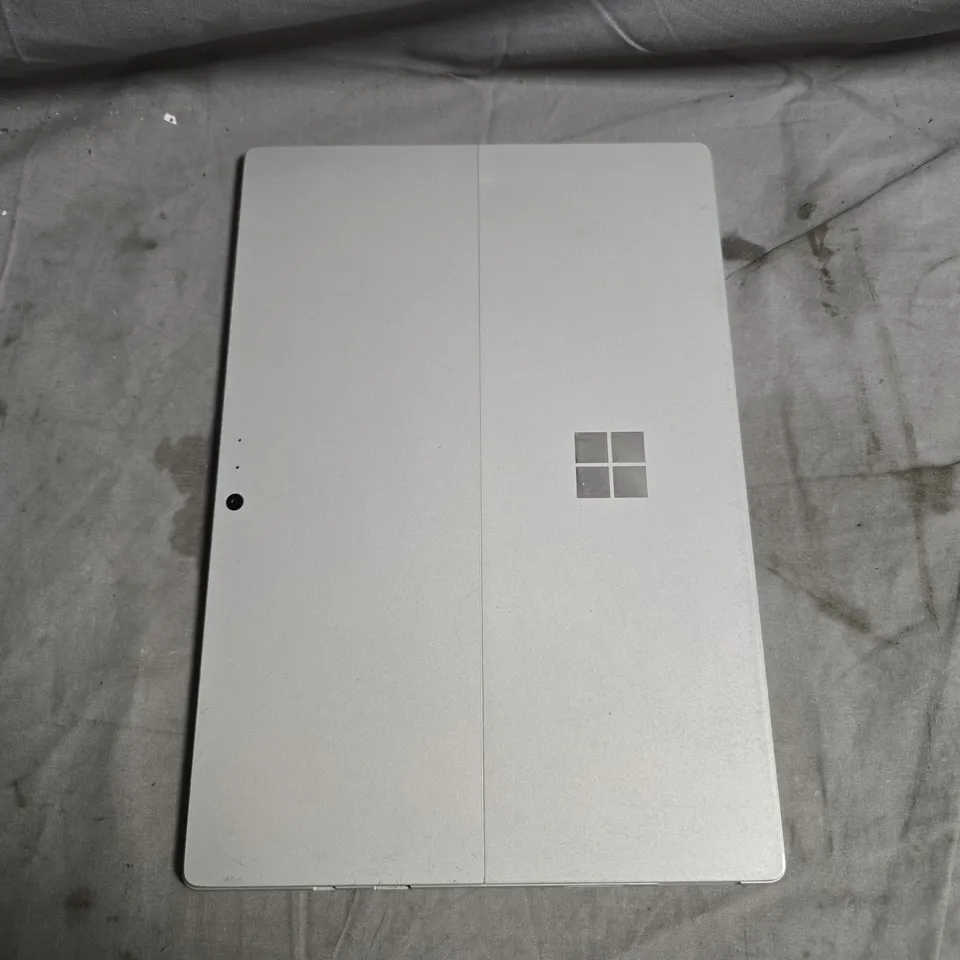 MICROSOFT SURFACE PRO 1796 TABLET