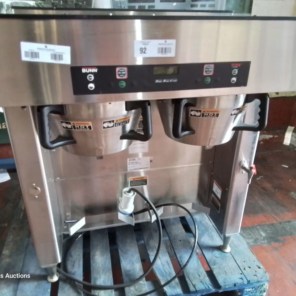 BUNN DUAL TITAN COMMERCIAL COFFEE BREWER
