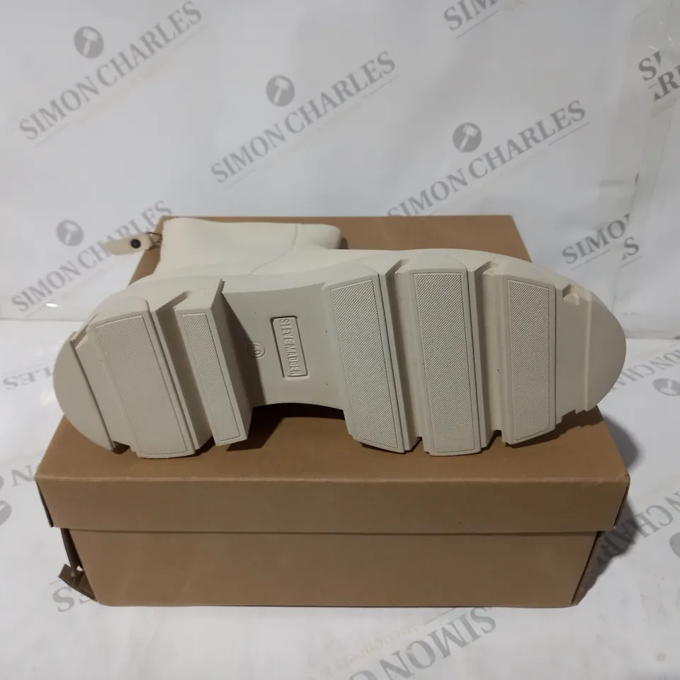STEVE MADDEN MARYANN BONE LEATHER CREAM SIZE 7