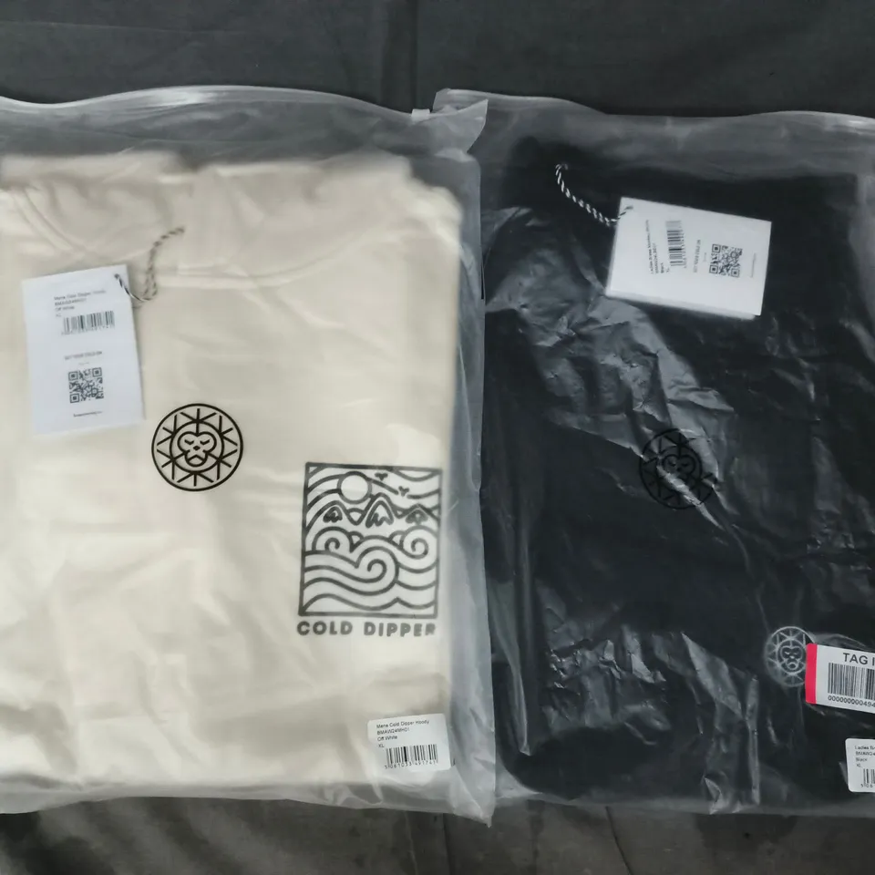 BOX OF APPROXIMATELY 12 ASSORTED BRASS MONKEY CLOTHING ITEMS TO INCLUDE HOODIES AND SHORTS IN VARIOUS COLOURS AND SIZES