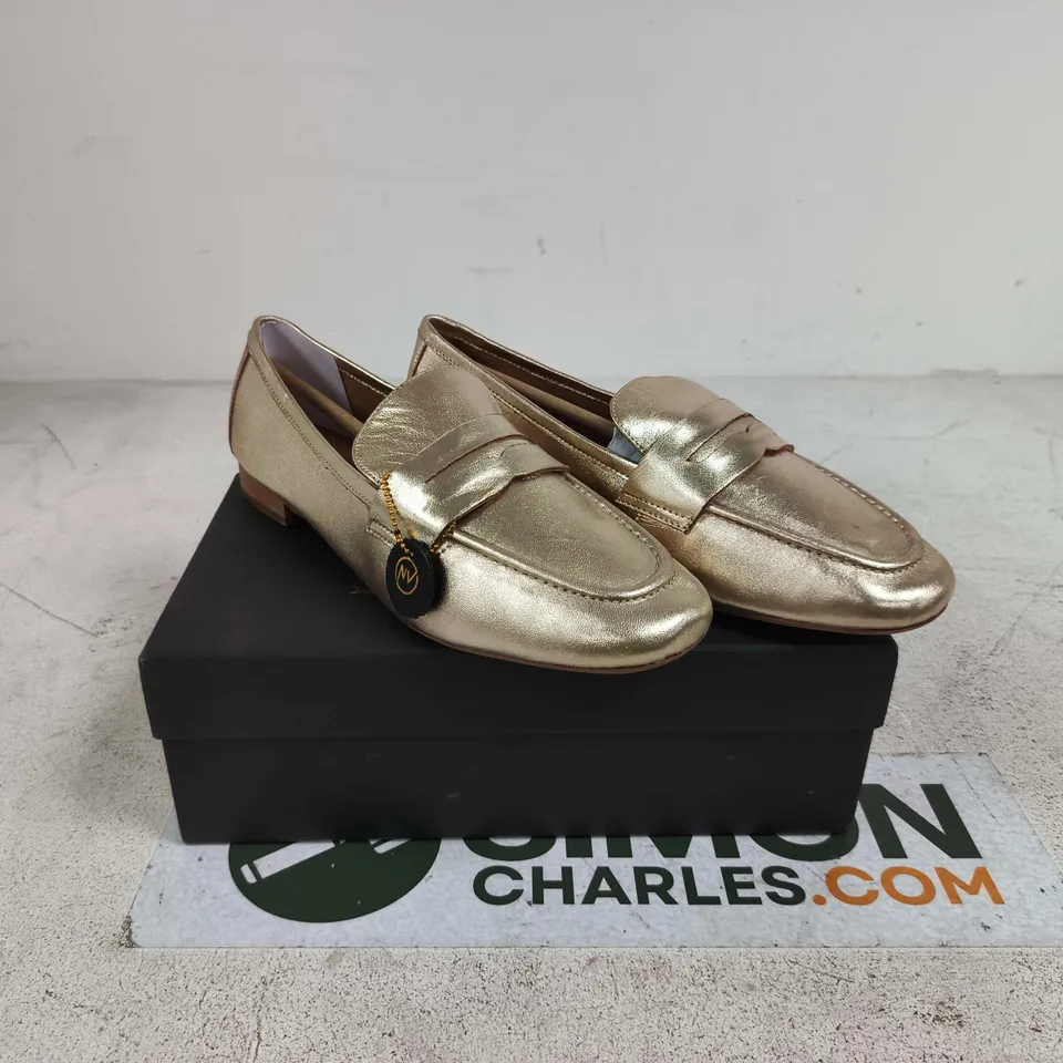 NV ZOIE GOLD SHOES SIZE 9 BOXED