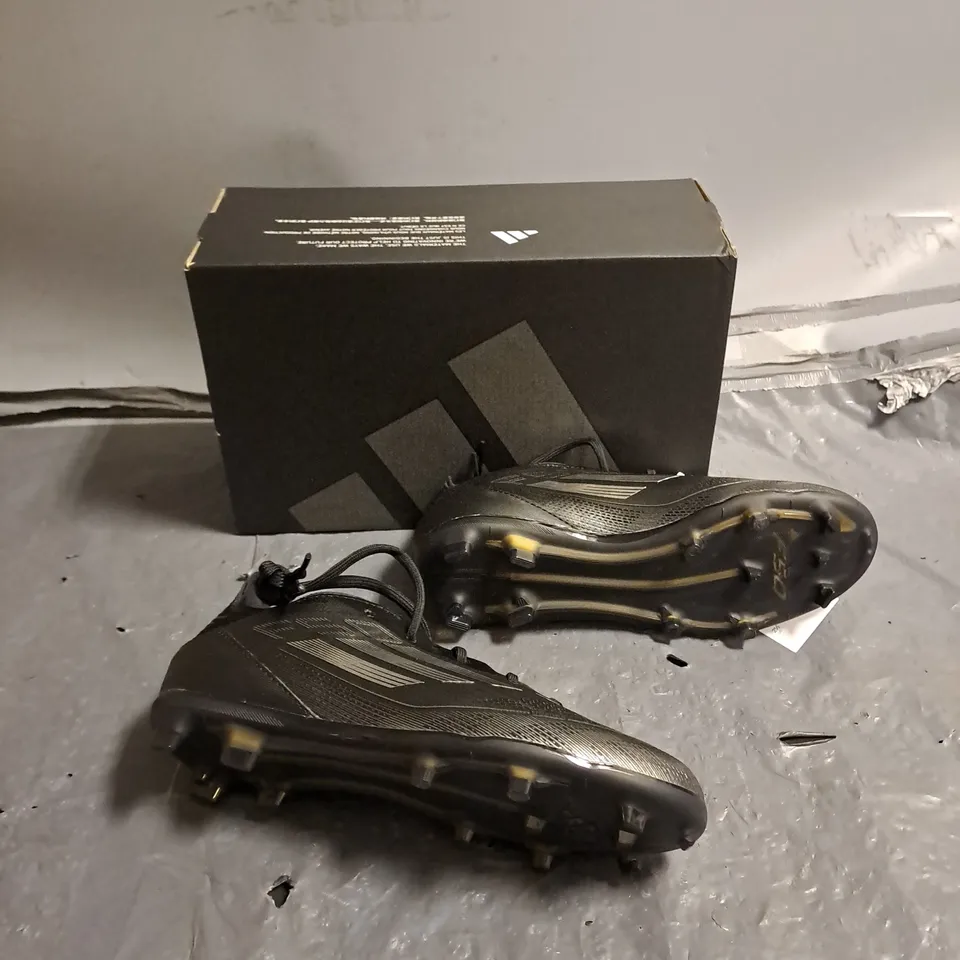 BOXED PAIR OF ADIDAS P50 PRO BLACK FOOTBALL BOOTS UK 2