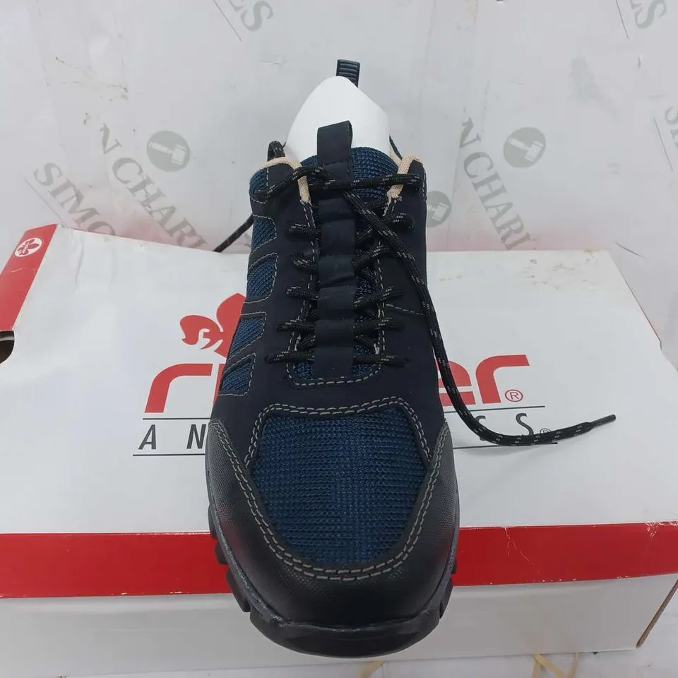 RIEKER WALKING SHOES NAVY - SIZE 40