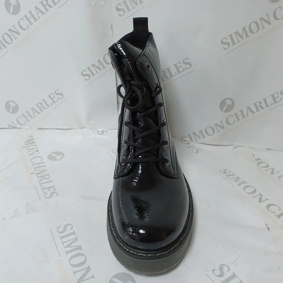 BOXED PAIR OF RIEKER LACE UP BOOTS IN BLACK UK SIZE 6.5