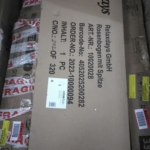 BOXED CROWELL 138CM W X 35.5CM D IRON GATE (1 BOX)