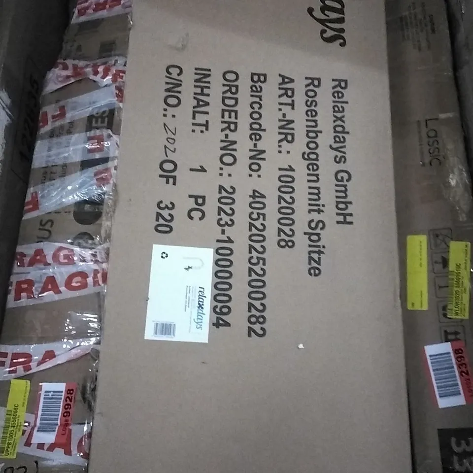 BOXED CROWELL 138CM W X 35.5CM D IRON GATE (1 BOX)