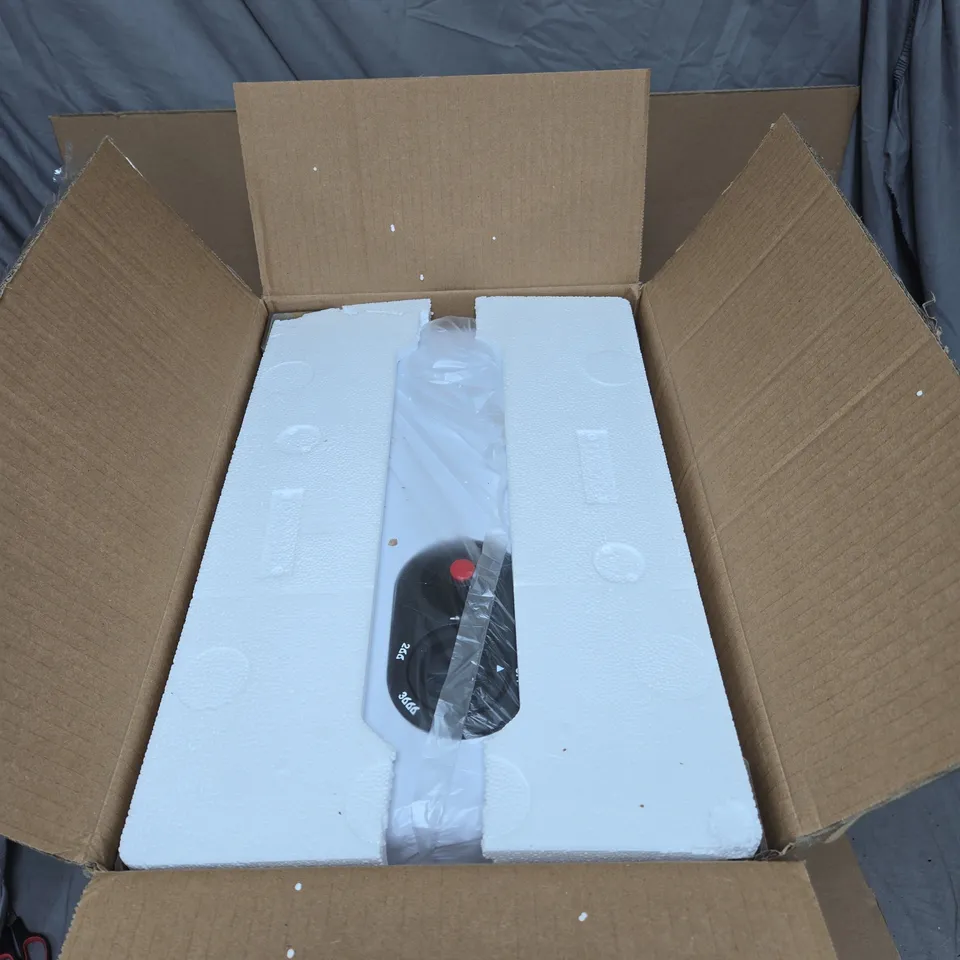 KOMORE GAS ROOM HEATER BOXED