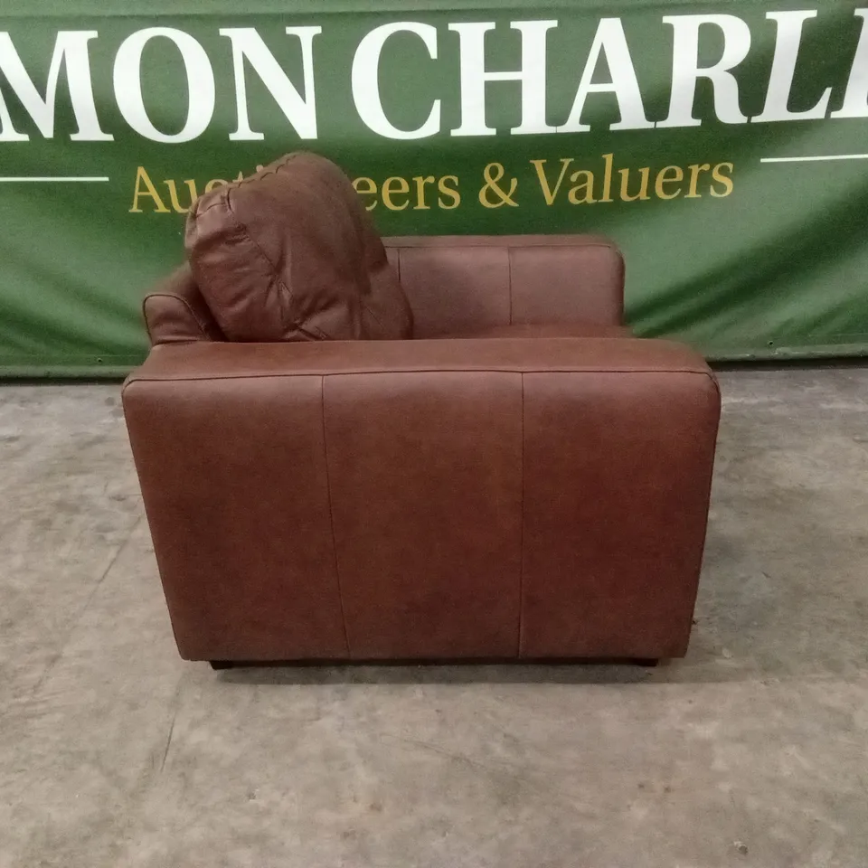 ARDEN ITALIAN LEATHER ARMCHAIR RRP £999