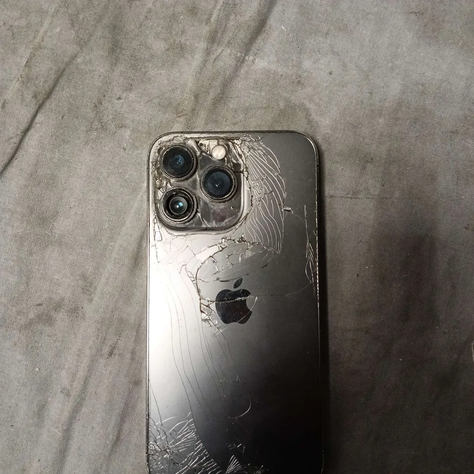 APPLE IPHONE 13PRO/PROMAX – CRACKED FRONT DISPLAY AND DAMAGED REAR GLASS