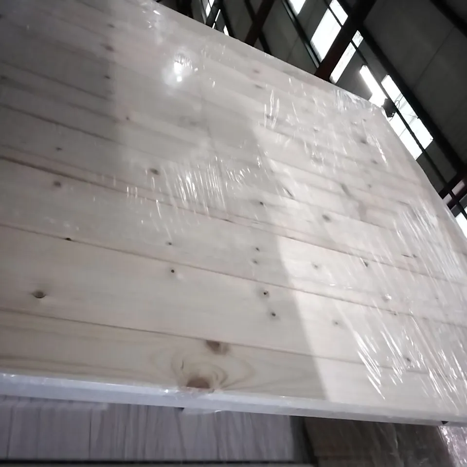 LB 2032 × 813 × 40MM NORDIC SOFTWOOD LEDGED AND BRACED DOOR