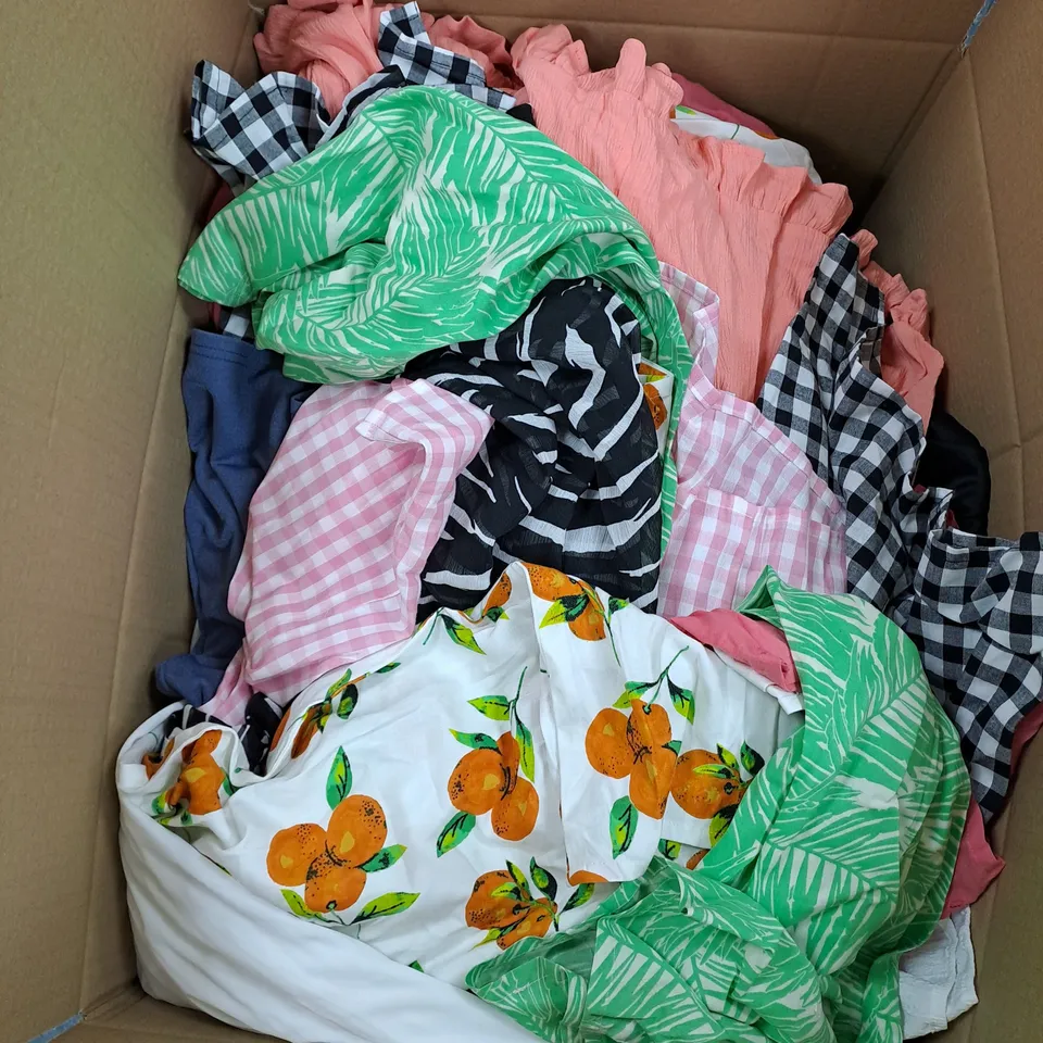 LARGE BOX OF ASSORTED CLOTHING ITEMS TO INCLUDE DRESSES,TROUSERS AND T-SHIRTS