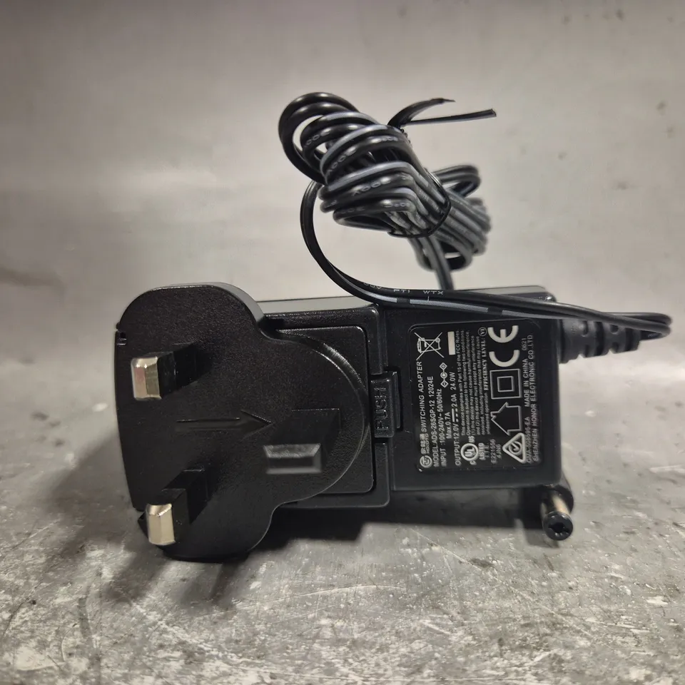 BOX OF APPROXIMATELY 140 SWITCHING ADAPTERS - ADS-26SGP-12
