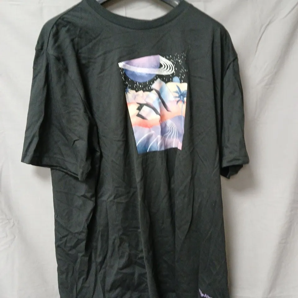 ADIDAS QT TEE SHIRT ALL DAY BLACK – LARGE (UK L)