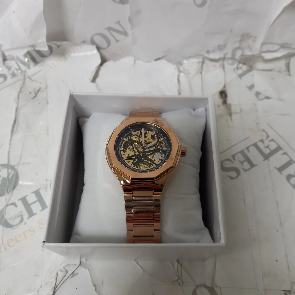 BOXED ANTHONY JAMES GENTS SPORTS SKELETON WATCH WITH STAINLESS STEEL BRACELET - 3ATM. 