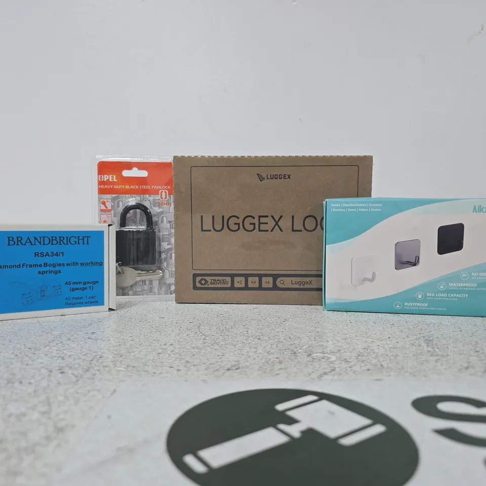 APPROXIMATELY 10 ASSORTED HOUSEHOLD ITEMS TO INCLUDE HEAVY DUTY BLACK STEEL PADLOCK, AIKZIK HOOKS, ETC