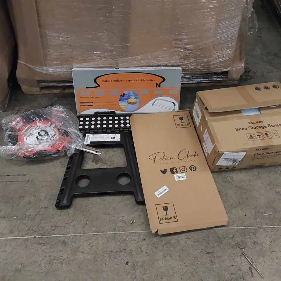 PALLET OF ASSORTED ITEMS INCLUDING: SHOE STORAGE BOXES, PHOTO FRAMES, STEP STOOL, CAKE CUTTER, FRYING PAN