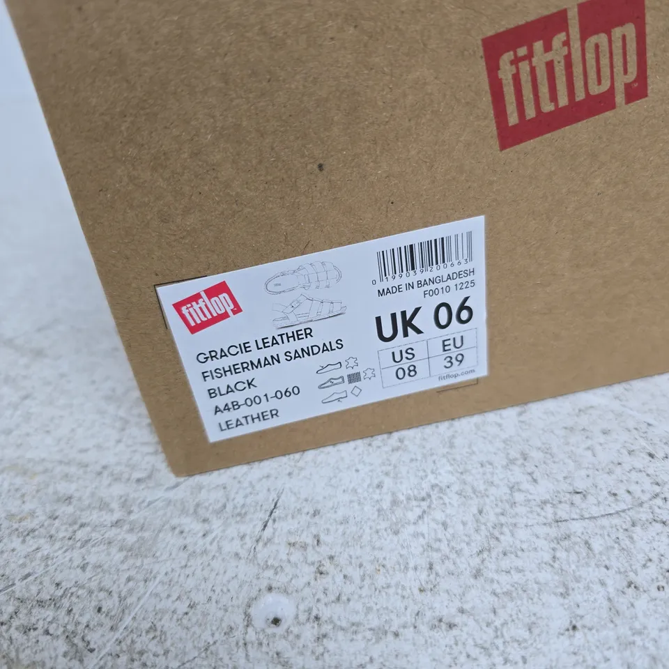 BOXED PAIR OF FITFLOP GRACIE LEATHER FISHERMAN SANDALS – BLACK, UK 6 (US 8, EU 39)