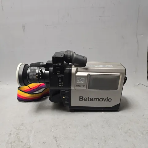 SONY BETAMAX BETAMOVIE BMC-100P VIDEO CAMERA