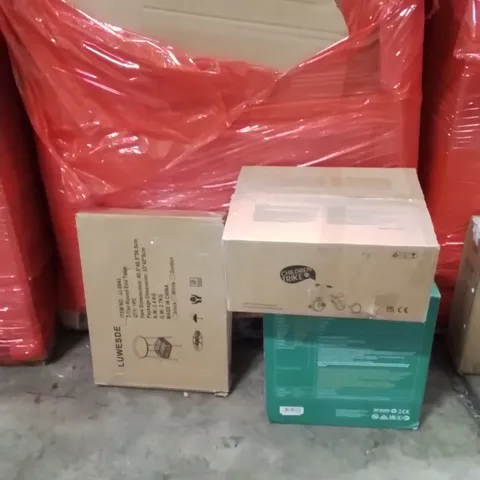 PALLET OF ASSORTED HOUSEHOLD GOODS AND PRODUCTS TO INCLUDE;END TABLE,BOTTLE CLEANING MACHINE,CHILDREN'S TRICYCLE 
