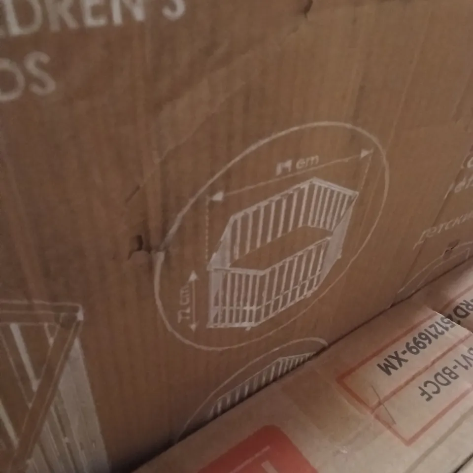 BOXED CHILDREN'S PLAYPEN