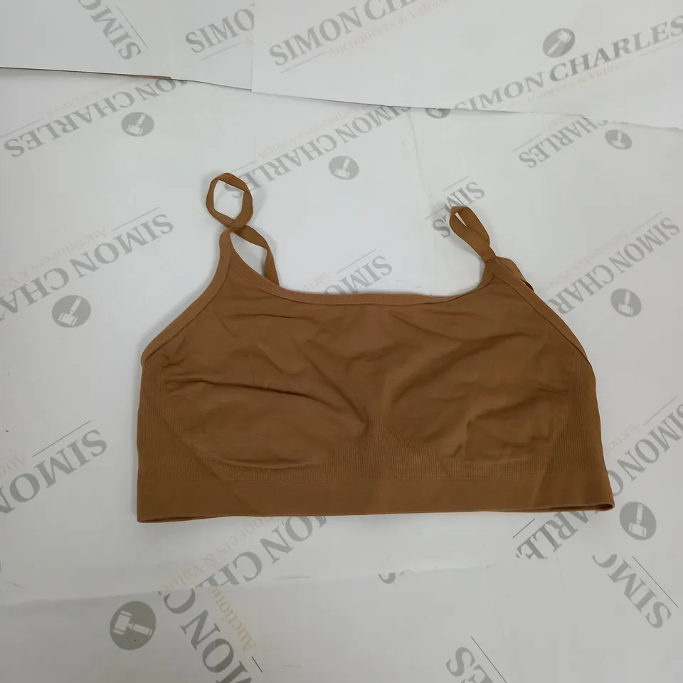 GYMSHARK SEAMLESS SCOOP NECK BRA SIZE M