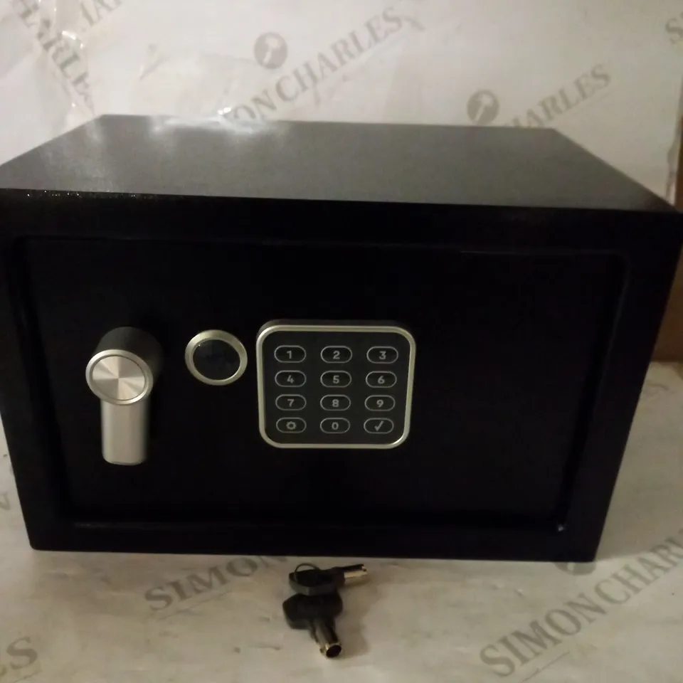 YALE ALARMED ELECTRONIC SAFE