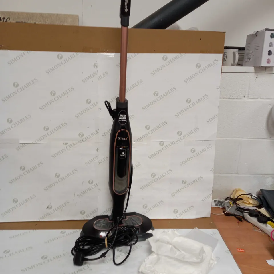 SHARK STEAM SCRUBBER WITH STEAM BLAST S7201 - COLLECTION ONLY 