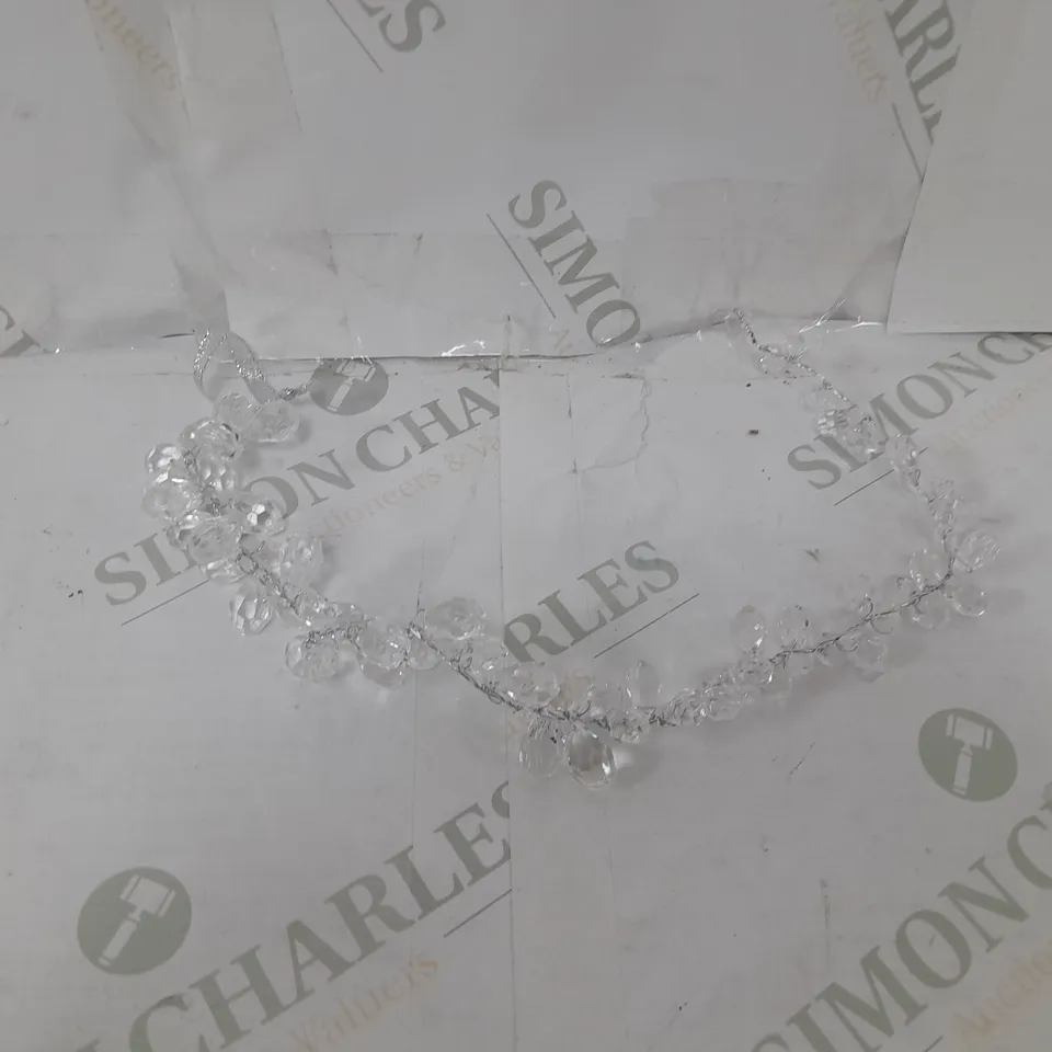 JULIEN MACDONALD SET OF 4 CRYSTAL EFFECT HANGING DROPLETS 