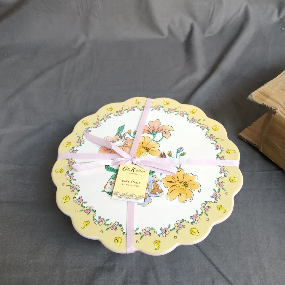 CATH KIDSTON LONDON CAKE STAND – FLORAL PATTERN, 29 CM DIAMETER