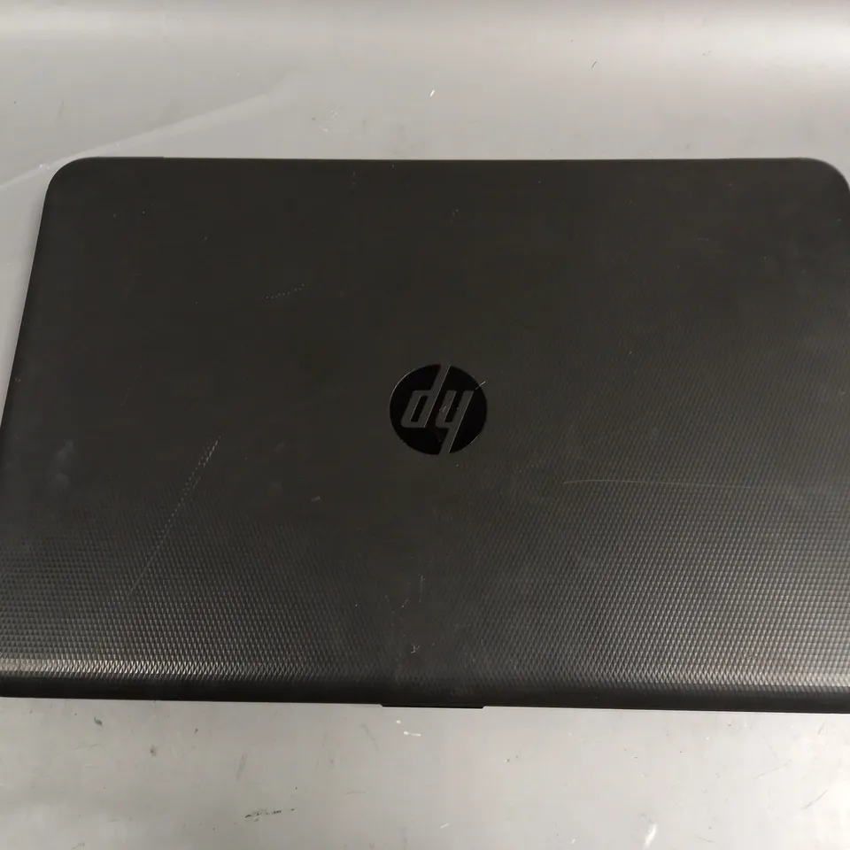 UNBOXED HP PAVILLION TPN-C125 LAPTOP