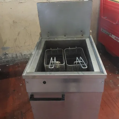 FALCON COMMERCIAL TWIN BASKET FRYER