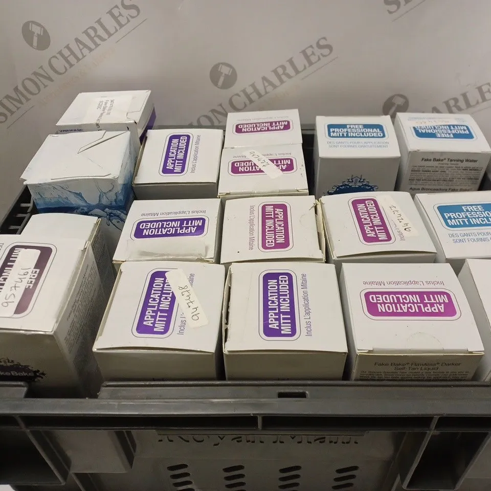 BOX OF APPROXIMATELY 15 BOTTLES OF FAKEBAKE TANNING LIQUID 