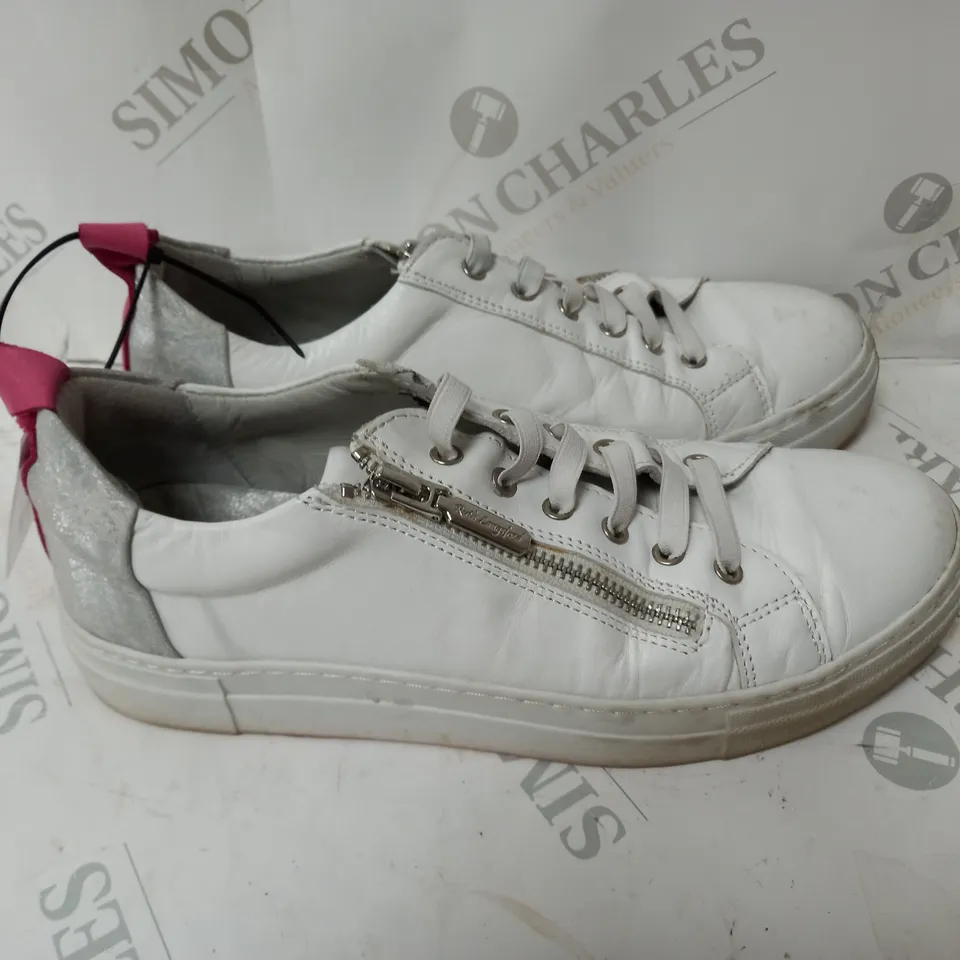 PAIR OF RUTH LANGSFORD ZIP DETAIL TRAINERS WHITE/PINK SIZE 6