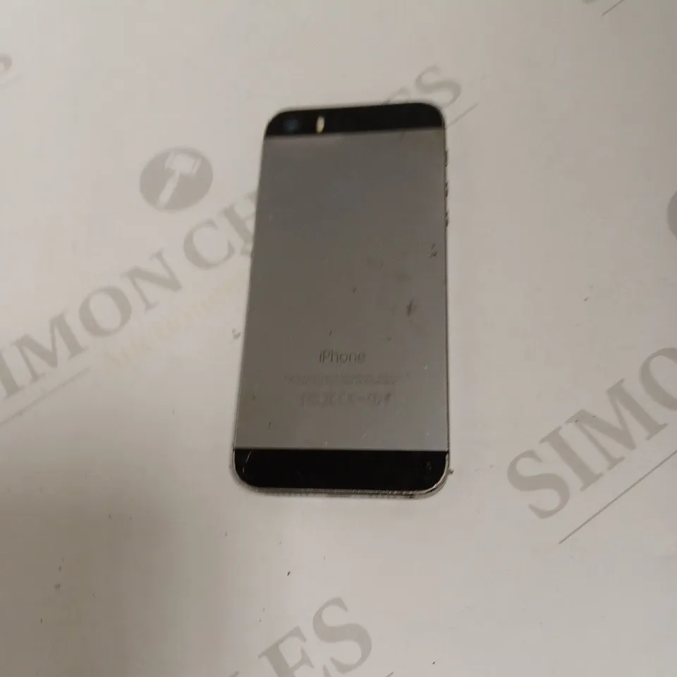 IPGONE 5S SILVER - A1533